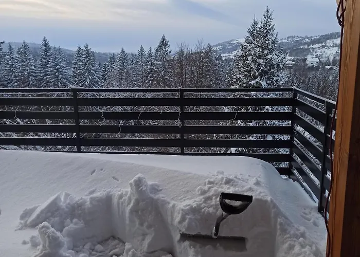 Nad Jodlami W Gorach - Beskid Zywiecki *